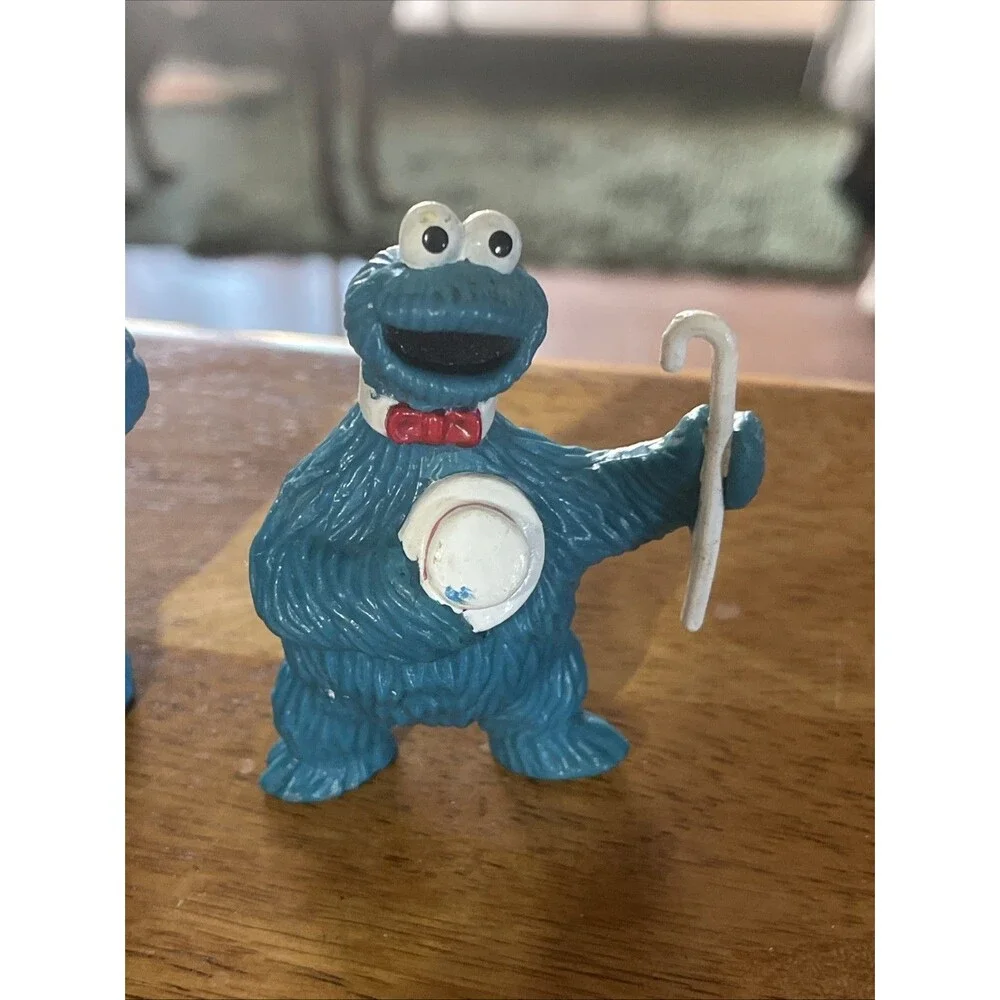 Sesame Street Cookie Monster Blue Plastic Action Figure Lot